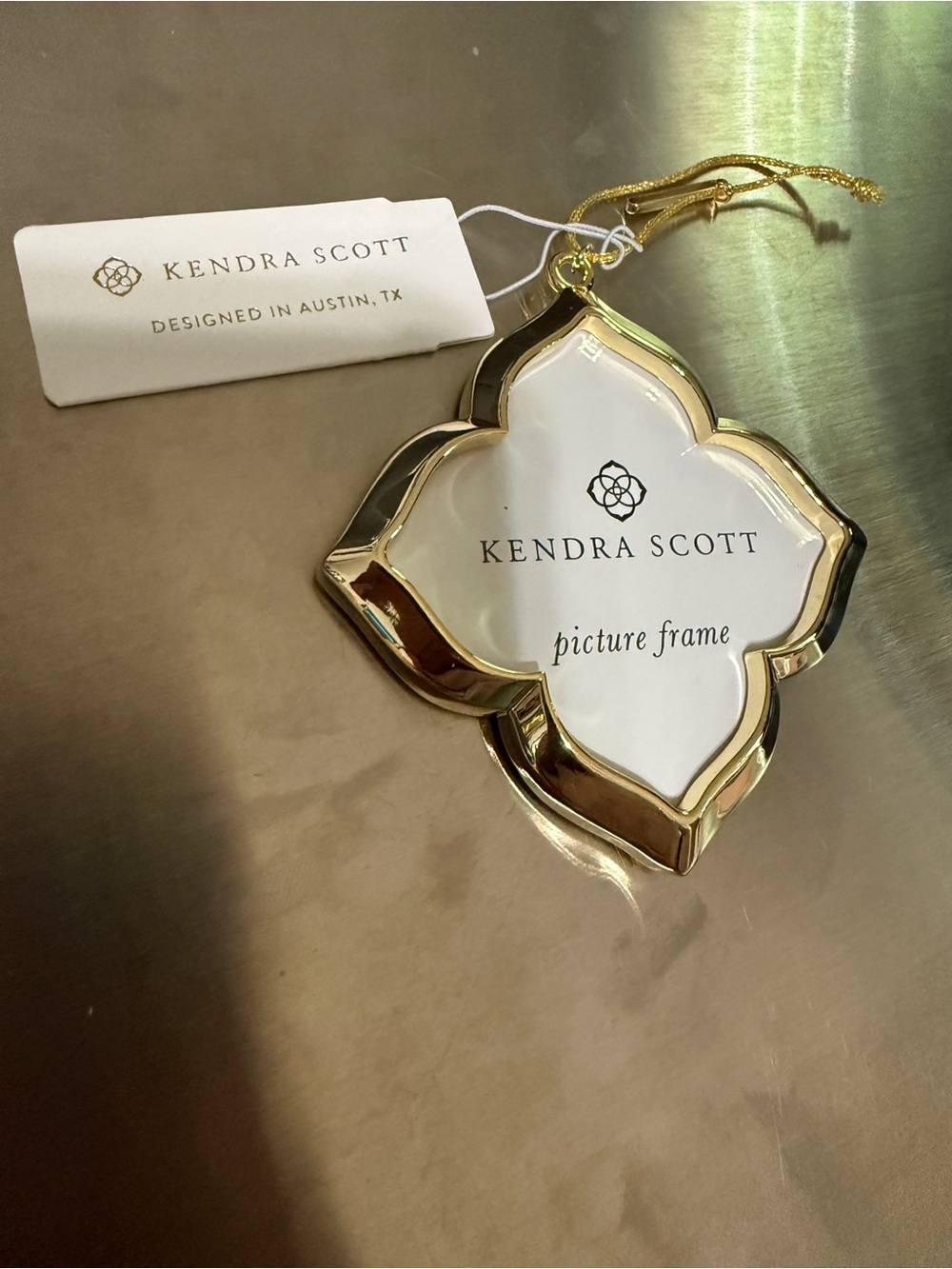 Kendra Scott Gold Quatrefoil Ornament Picture Frame